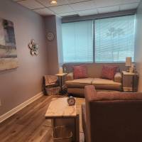 SANTA CLARITA HOURLY OR MONTHLY   Santa Clarita 