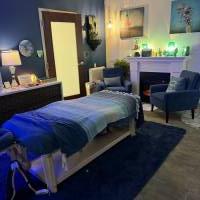 st-louis-affordable-spa-room-for-rent