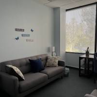 PROFESSIONAL OFFICE SPACE FOR THERAPISTS   Los Angeles 