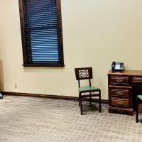medical-office-sanctuary-to-share--victorian-building-3-blocks-east-of-lincoln-near-costco-on-washington-blvd-near-mdr-los-angeles