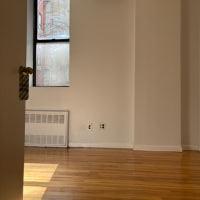 flatiron-full-and-part-time-windowed-room--flatiron-district-manhattan