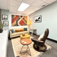 spacious-well-equipped-psychotherapy-office-midtown-west-manhattan
