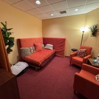 a-calm-professional-haven-in-midtown-midtown-west-manhattan