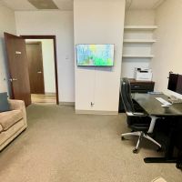 st-george-space-avaiable-in-a-suite-with-three-therapists