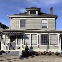 shared-office-in-holistic-wellness-center--elizabeth-charlotte