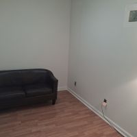 teaneck-first-floor-single-office-waiting-room