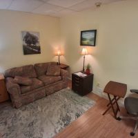 teaneck-small-office-mental-health-therapist-furnished