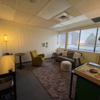 lynnwood-offices-available-for-sublet-in-smalltherapy-suite