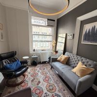 pt-windowed-therapy-office-in-flatiron-nomad--flatiron-district-manhattan
